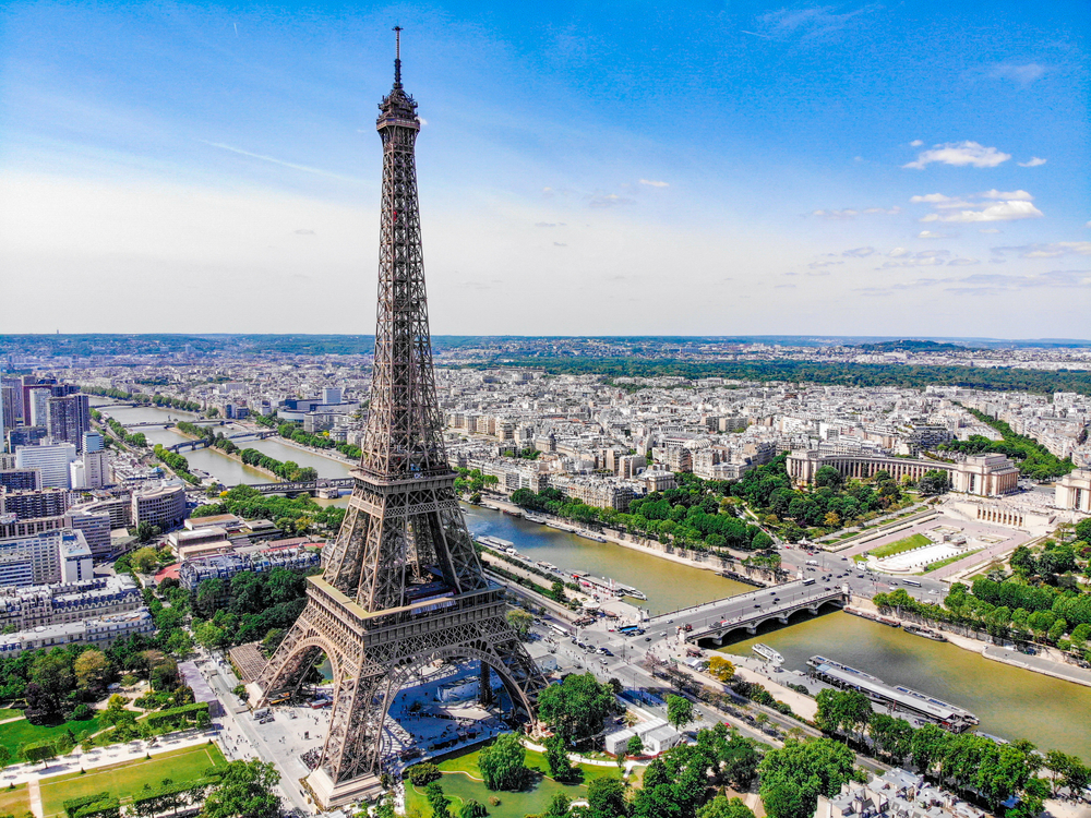 Pourquoi aller dans un hôtel avec vue sur la Tour Eiffel ? - Le