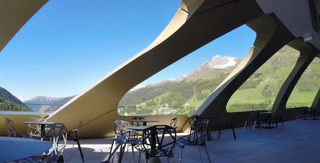 AlpenGold Hotel Davos 5*