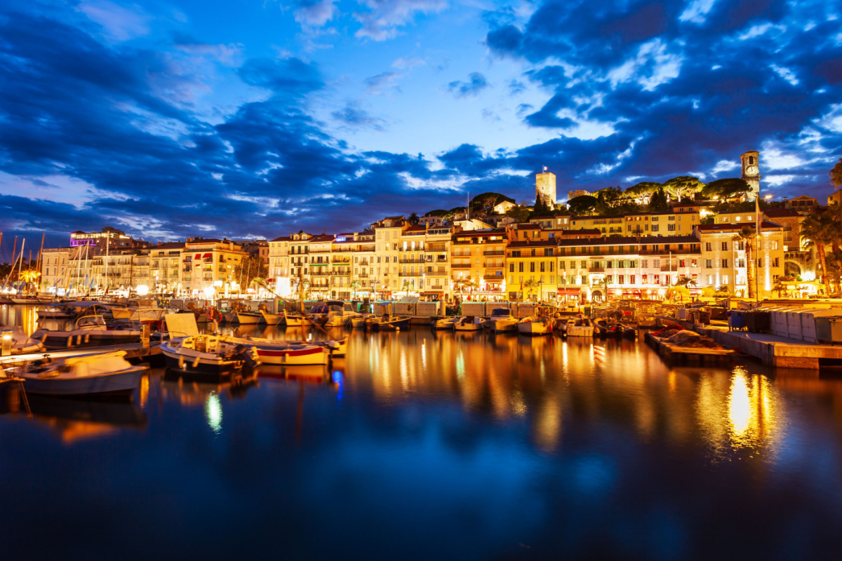 Cannes la nuit