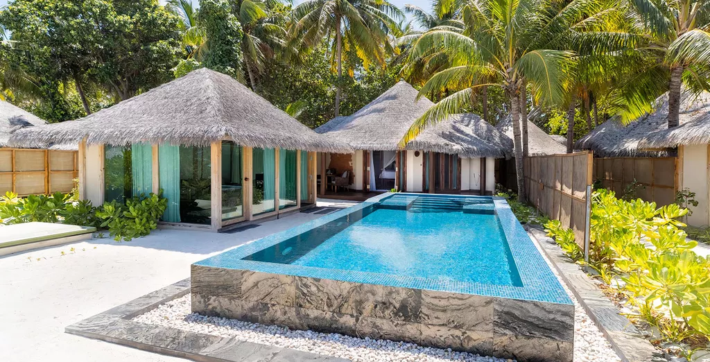 Kihaa Maldives Resort & Spa 5*