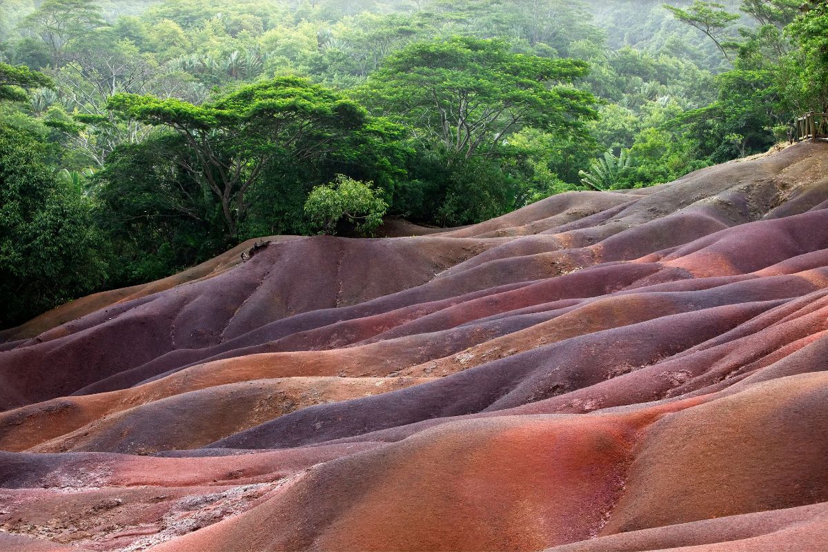 La Terre des 7 Couleurs