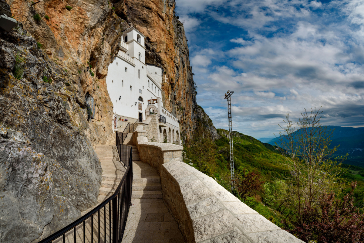 Monastère d'Ostrog