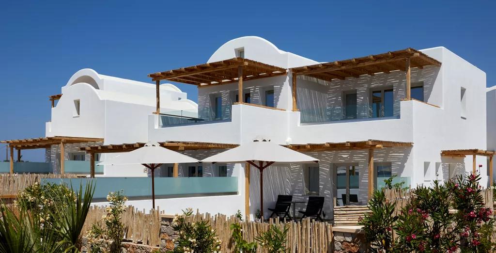 Sea Breeze Santorini Beach Resort, Curio By Hilton 5*