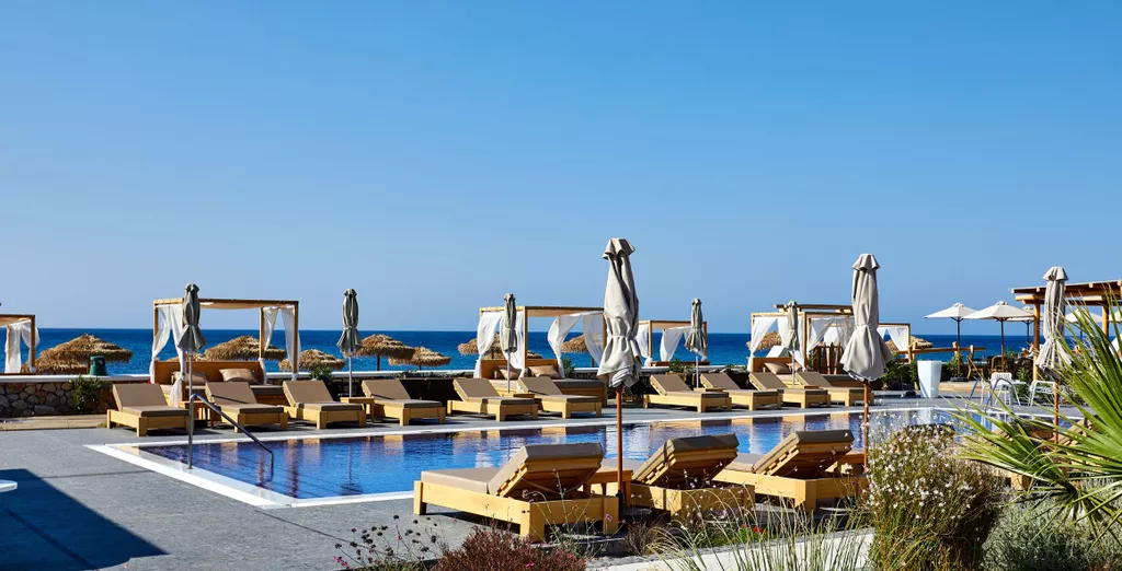 Sea Breeze Santorini Beach Resort, Curio By Hilton 5*