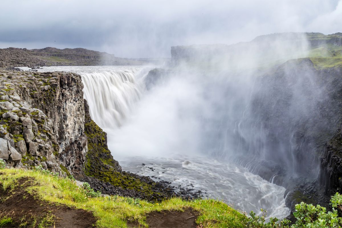 Les 6 cascades qui vont te couper le souffle en Europe !