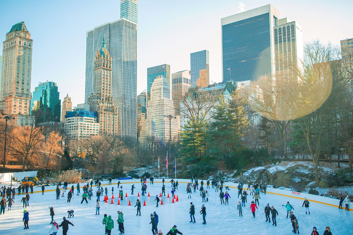 La Magie de Noël à travers le monde : 10 Destinations Féeriques pour les Fêtes