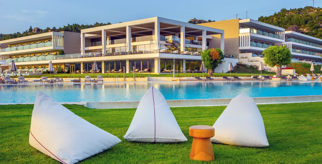 AMMOA Luxury Hôtel & Spa Resort 5*