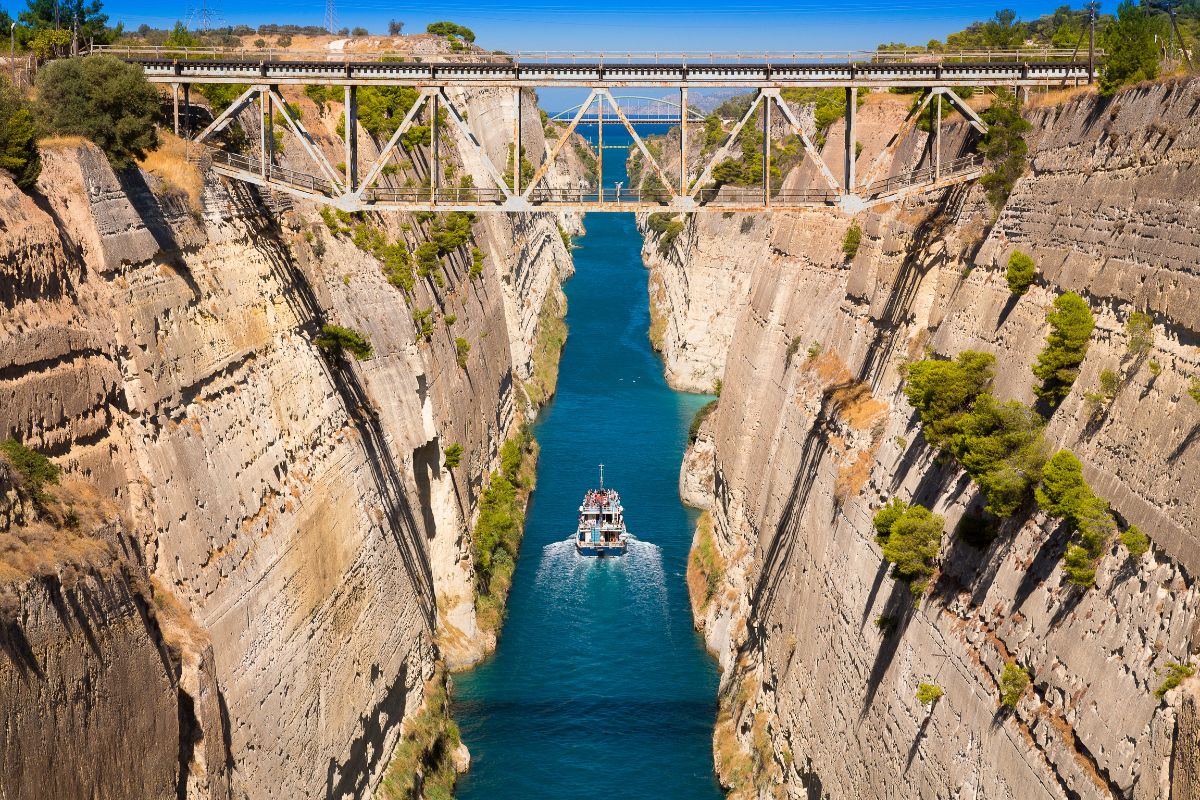 Que visiter en Grèce continentale ? Découvrez ces 10 Lieux Incontournables !