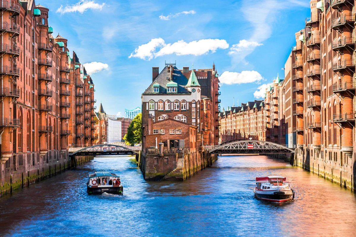 Hambourg : une Cité riche en Histoire et imprégnée de Culture Maritime