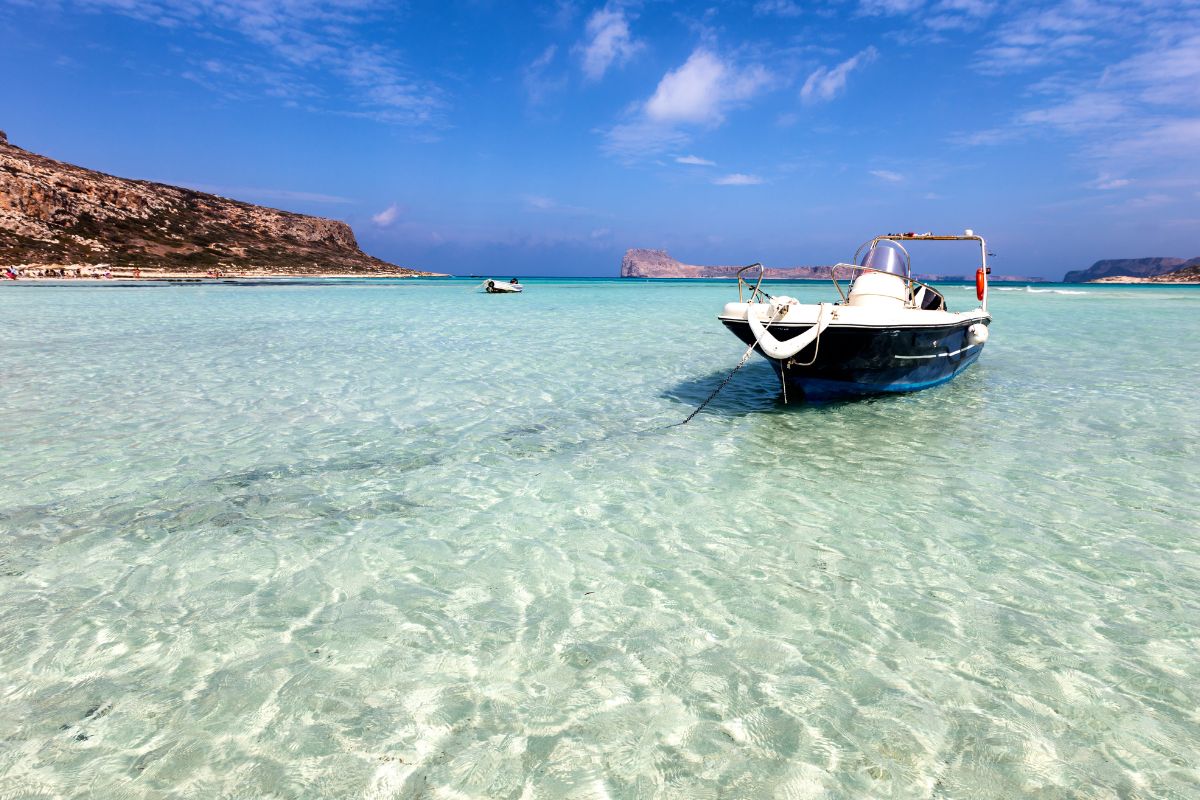 Hôtel pied dans l'eau en Crète