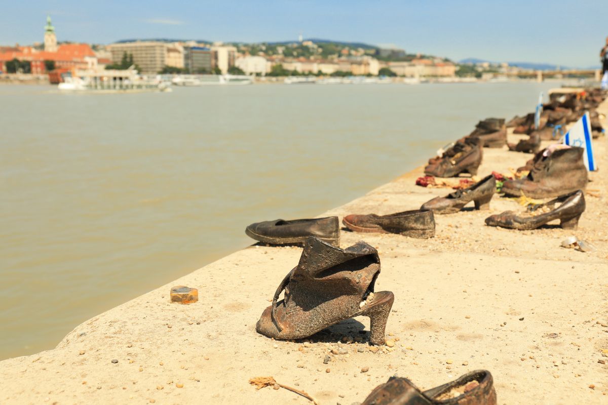 Les chaussures au bord du Danube