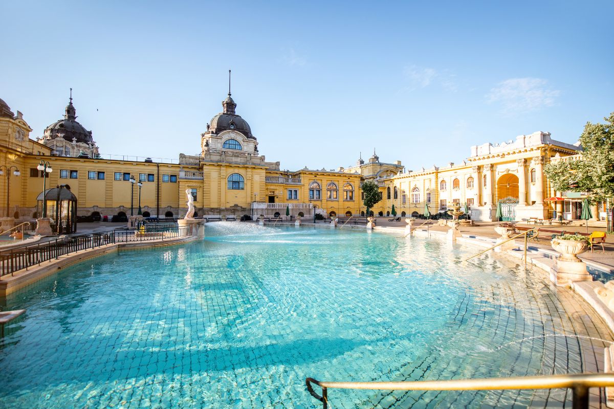 Les thermes Széchenyi