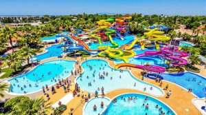 découvrez les meilleurs parcs aquatiques d'andalousie pour profiter en famille ou entre amis. attractions, toboggans, piscines et conseils pour choisir le parc idéal lors de vos vacances en andalousie !