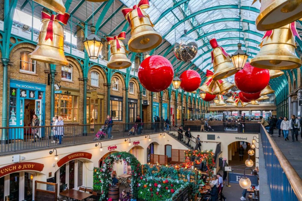 Visiter Londres à Noël : décorations, marchés et bonnes adresses 2025